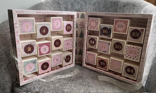 Dawn’s Fill YOUR own Advent Calendar SVG Version
